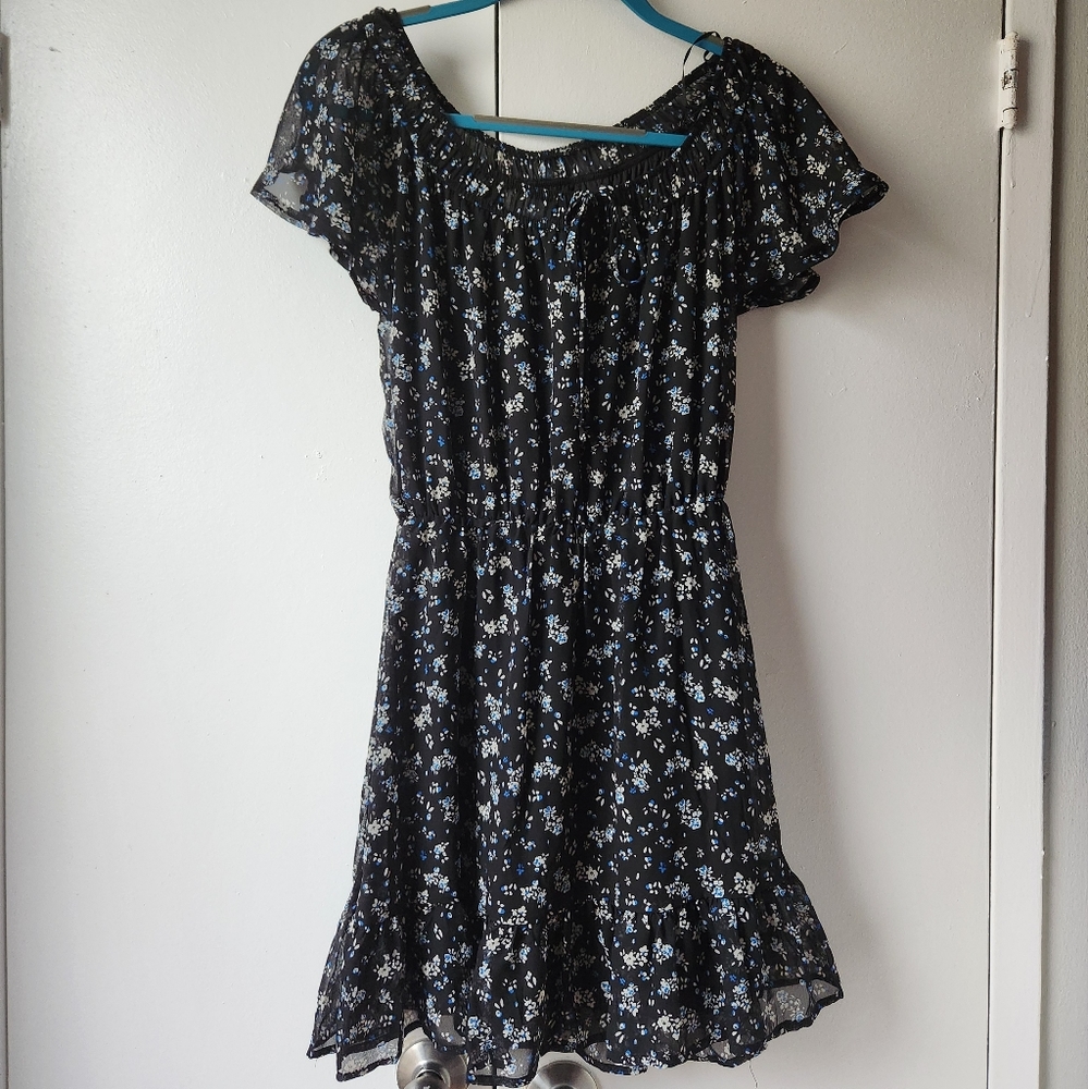 Mini dress ‼️ (3/$25)